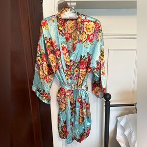 Women's Floral Satin Robe